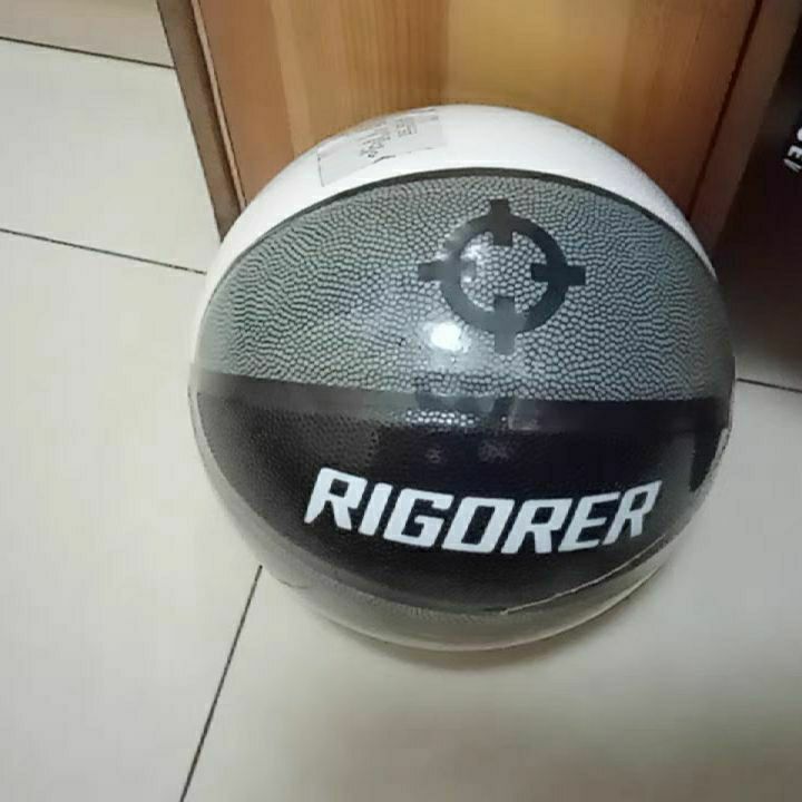 属于你的篮球新体验  准者logo系列篮球