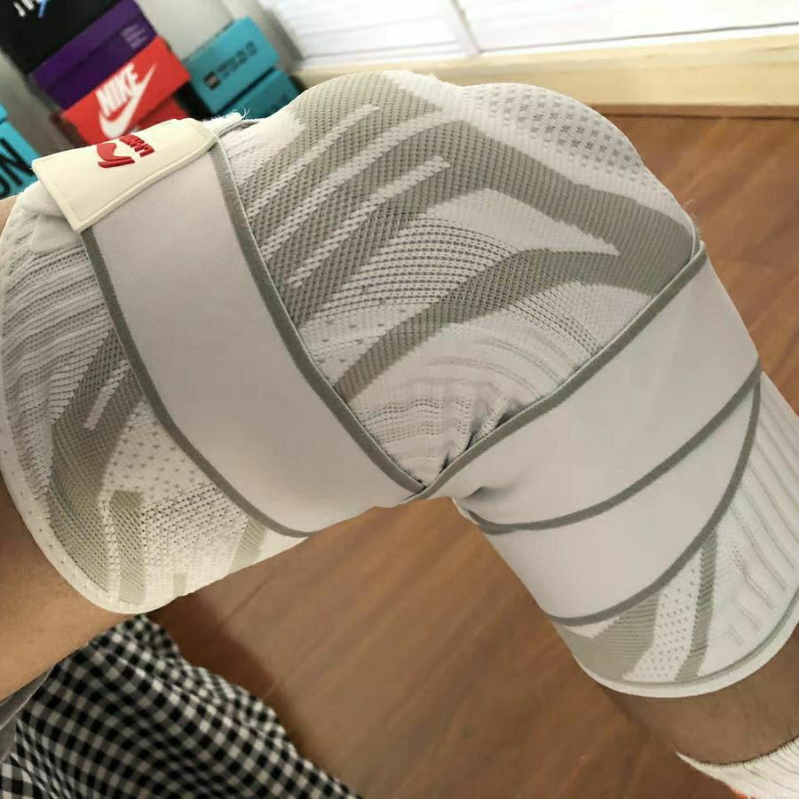 您的贴身安全卫士   李宁 护膝 白色
