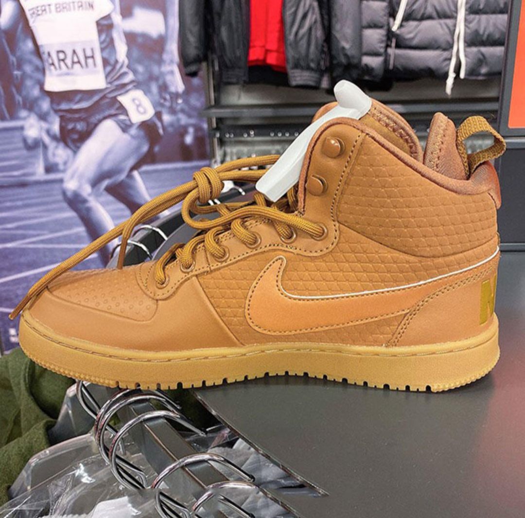 Nike Court Borough 小麦   一双可以当做靴子穿的耐克板鞋