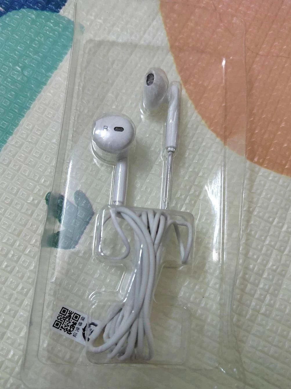 荣耀AM33耳机｜实用的有线耳机