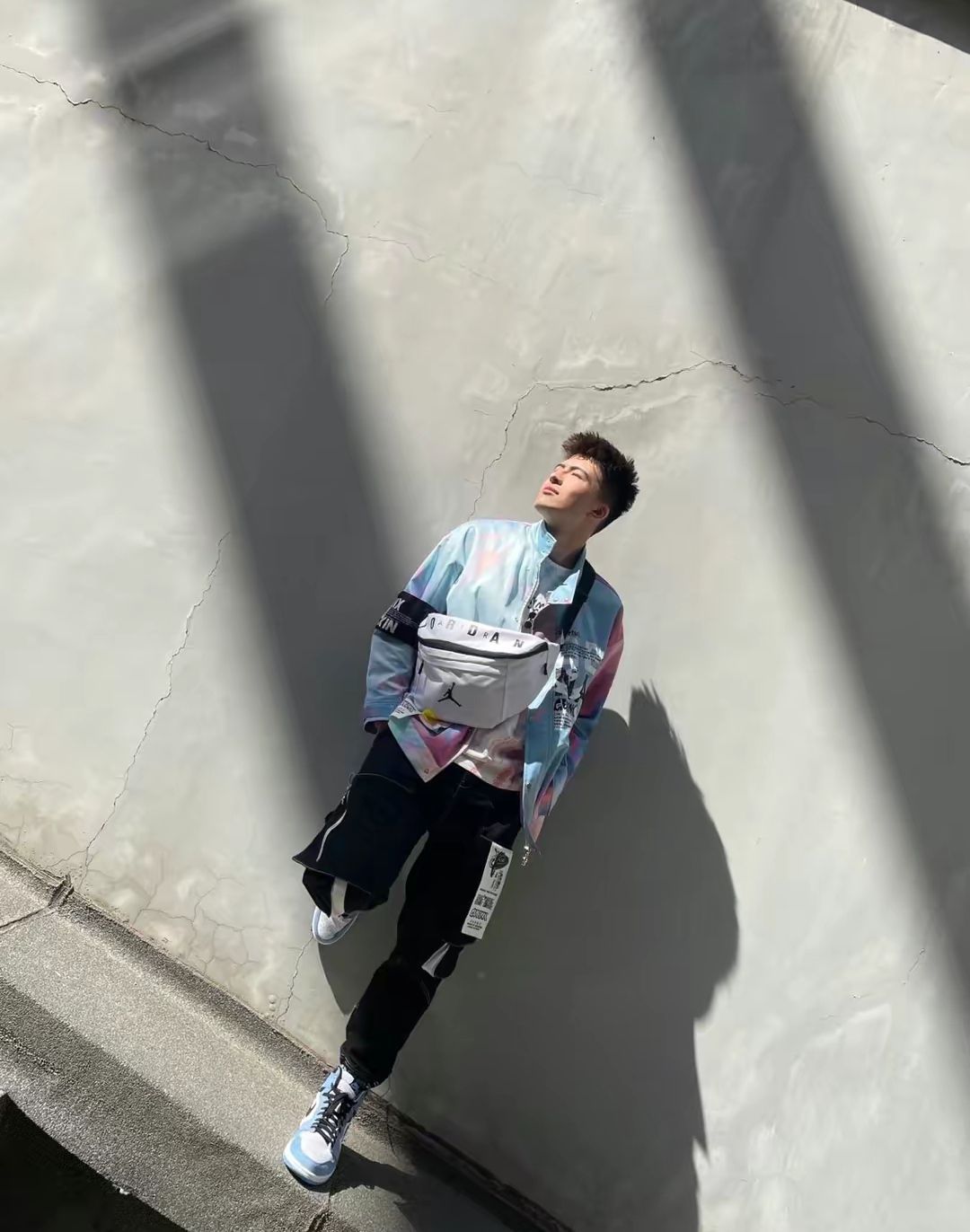 OOTD丨种草Jordan Brand 飞人Logo百搭运动斜挎腰包真香