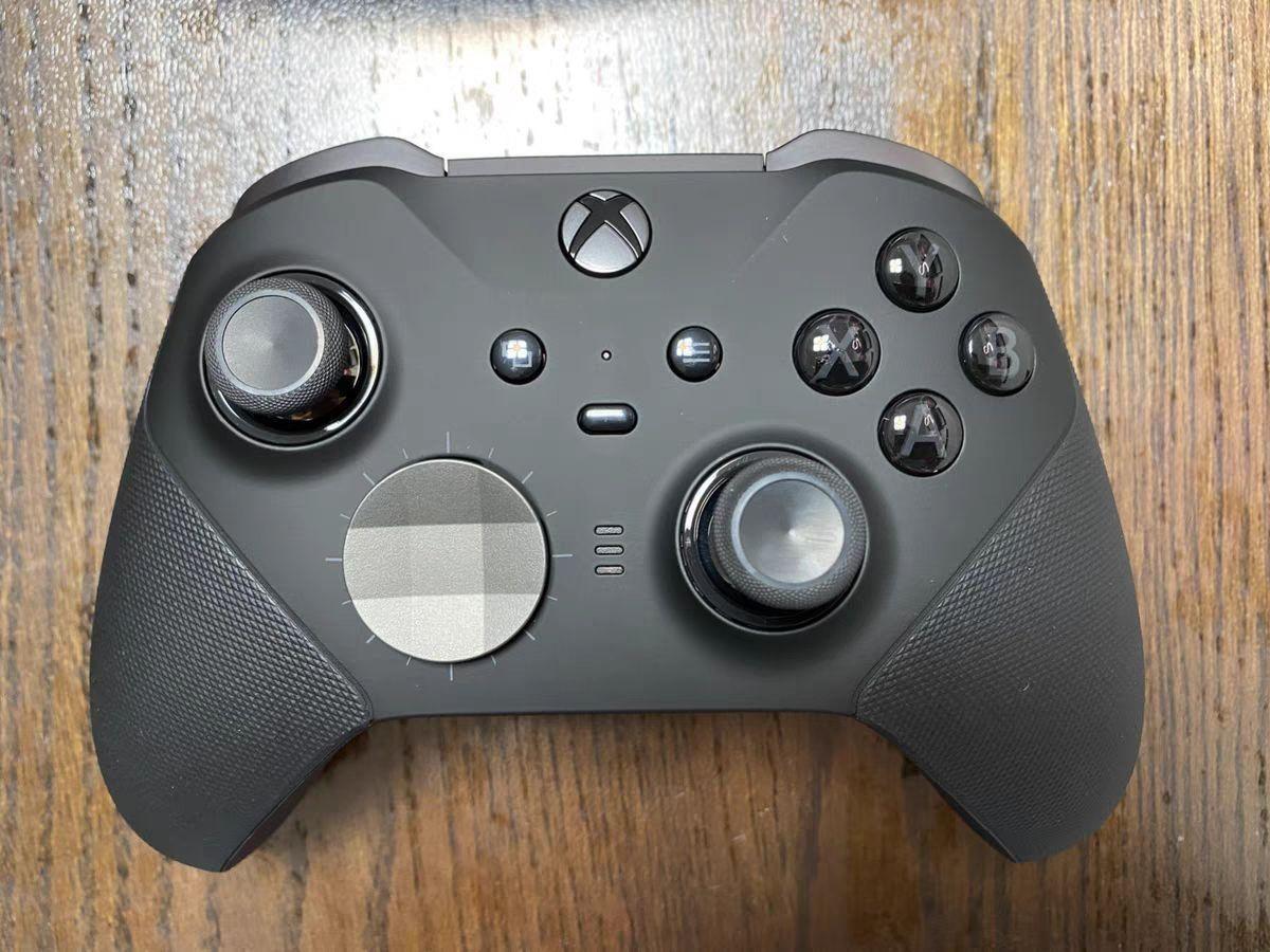 微软 Xbox Elite 无线游戏手柄分享