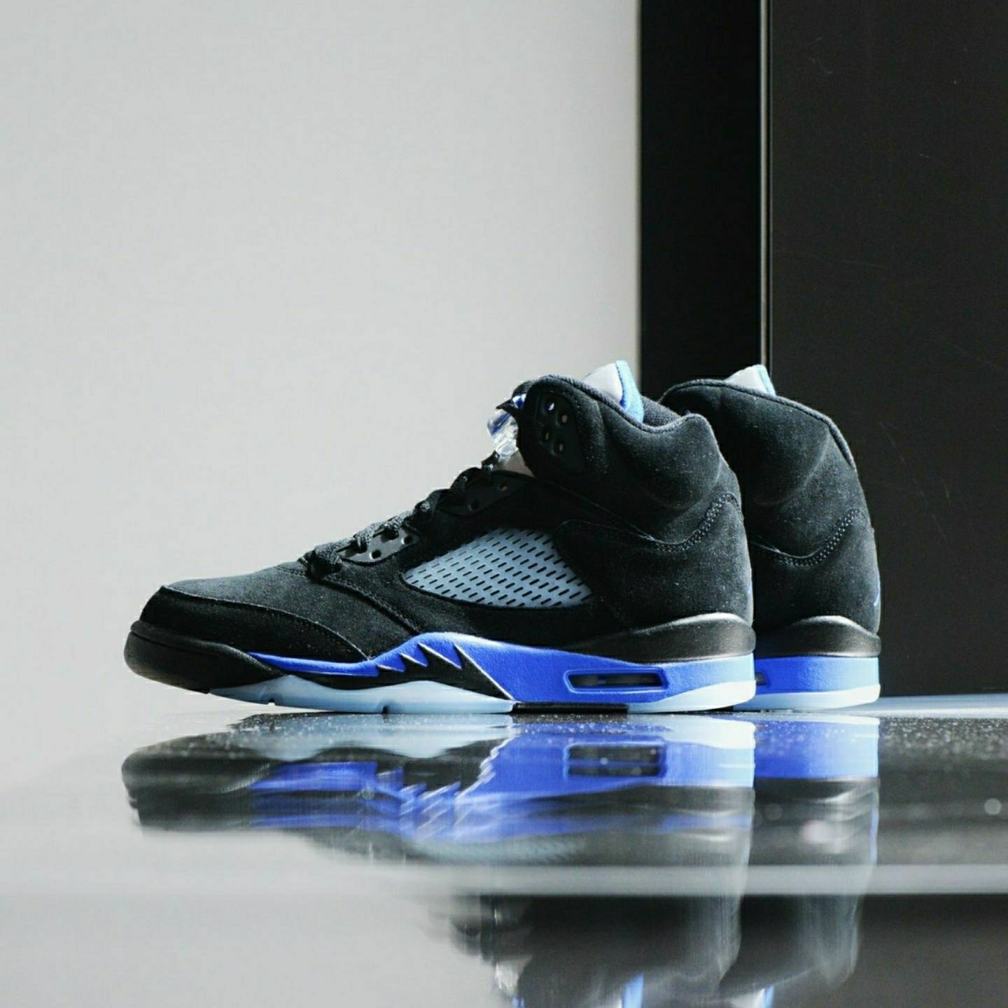 我劝你们一定不要买Air Jordan 5  

怕你们入坑出不来😏