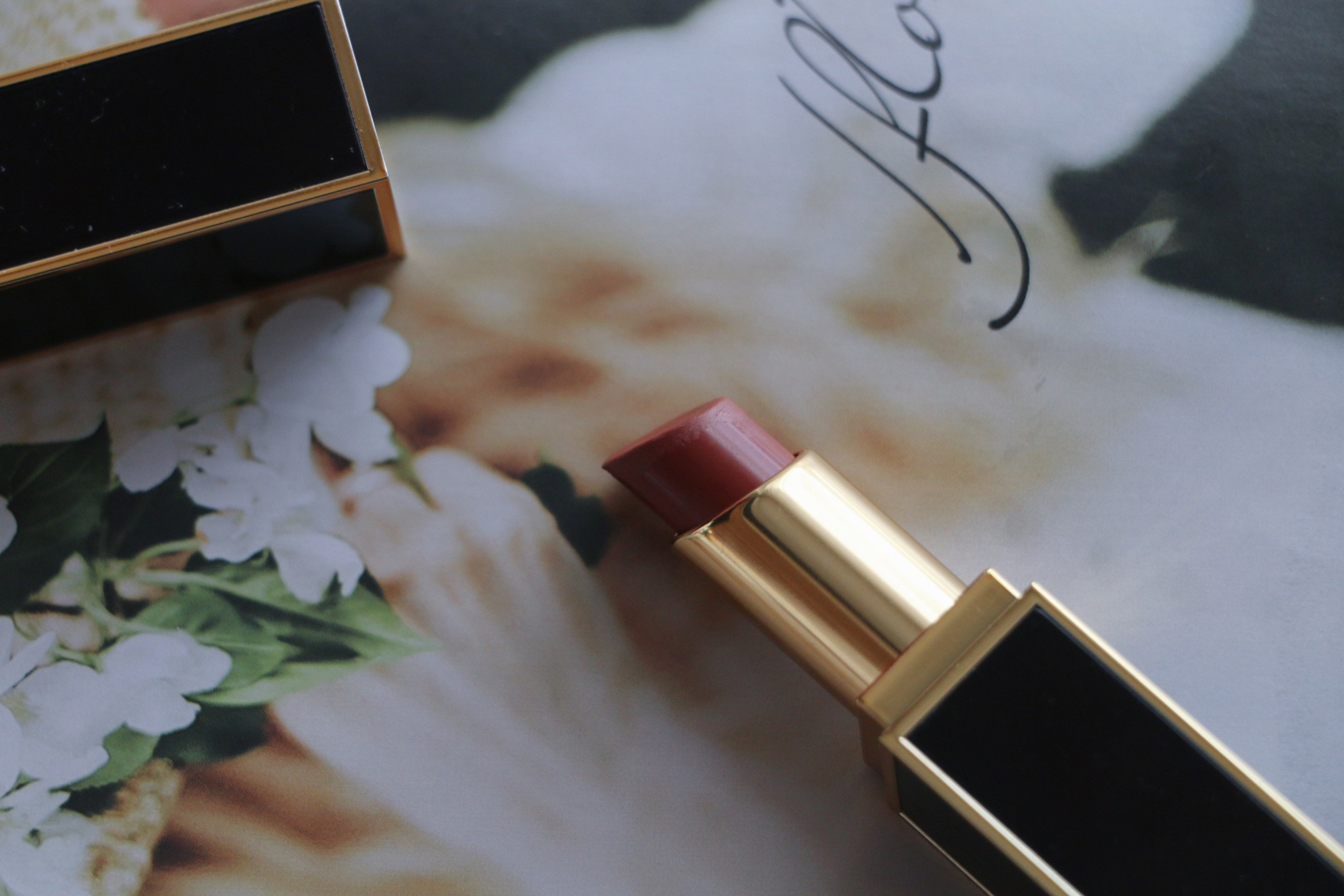 Tomford 24 秋冬必备、红棕色