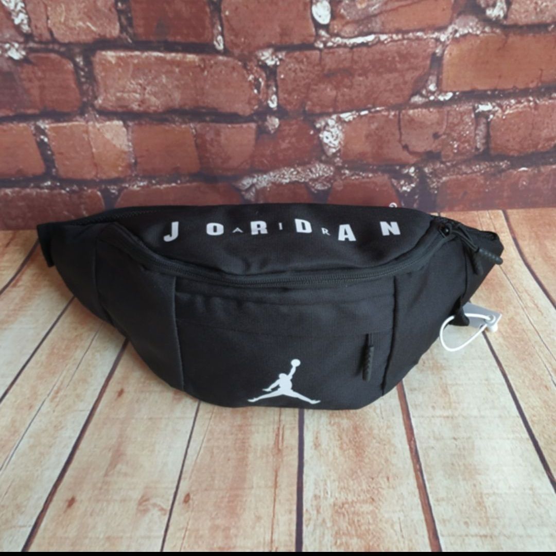 Jordan Brand 百搭运动斜挎腰包 