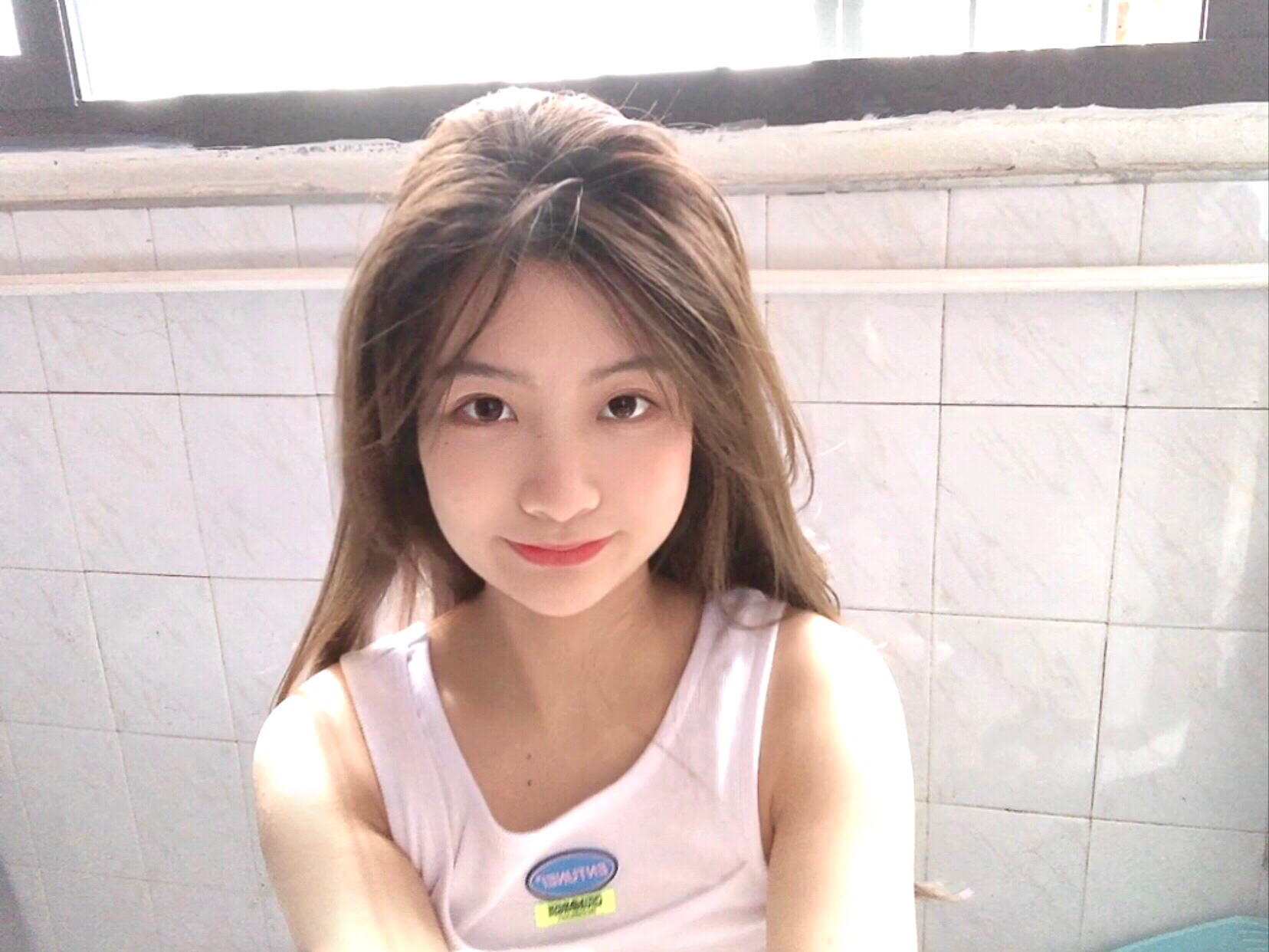 早春氛围感妆容