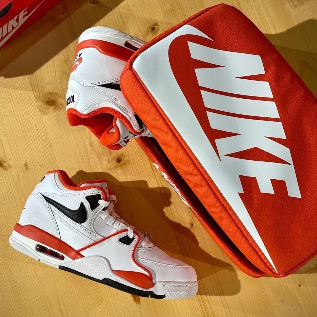 Nike鲜红色运动休闲包分享