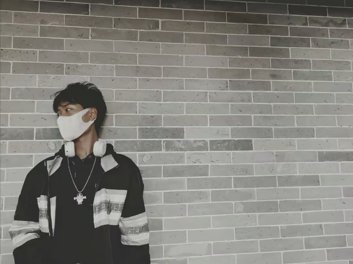 穿搭公式：Nike 2020AW 拉链休