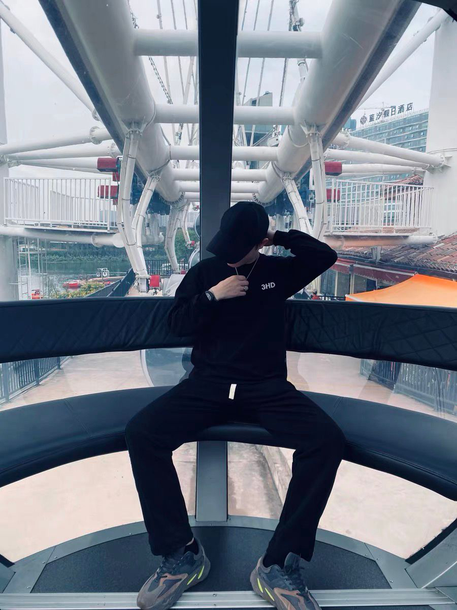 黑色穿搭｜SANBAI/叁佰 拼缝直筒休闲裤搭配分享