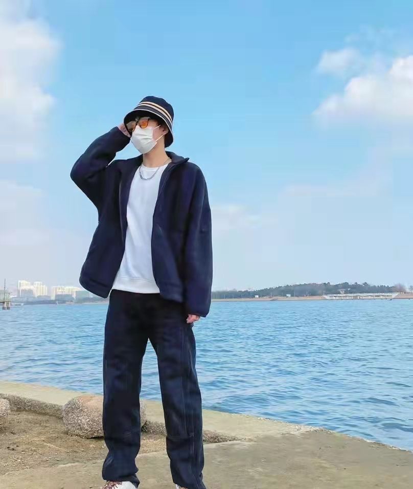 篮球系列长袖立领宽松夹克分享