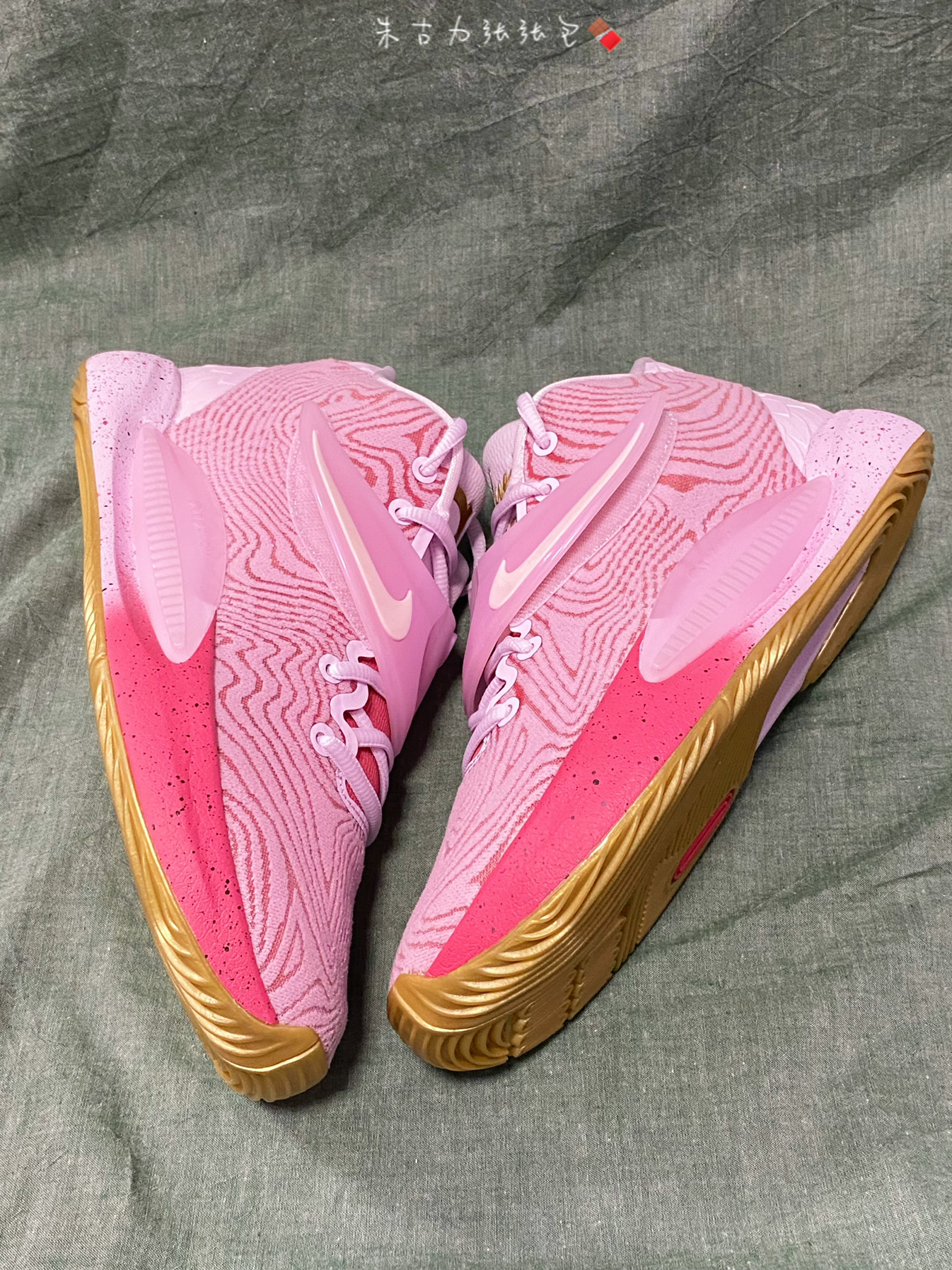 实战球鞋开箱 KD14杜兰特 乳腺癌