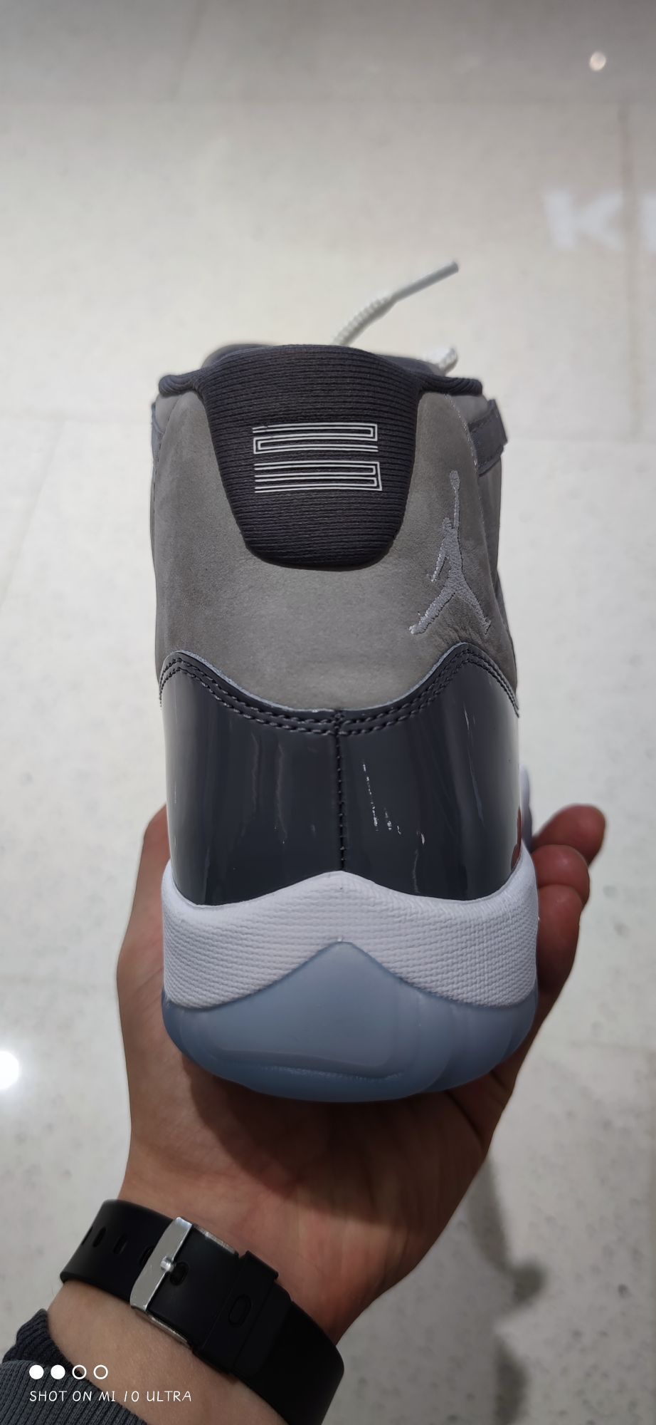 AJ 11 灰白酷灰(2021)