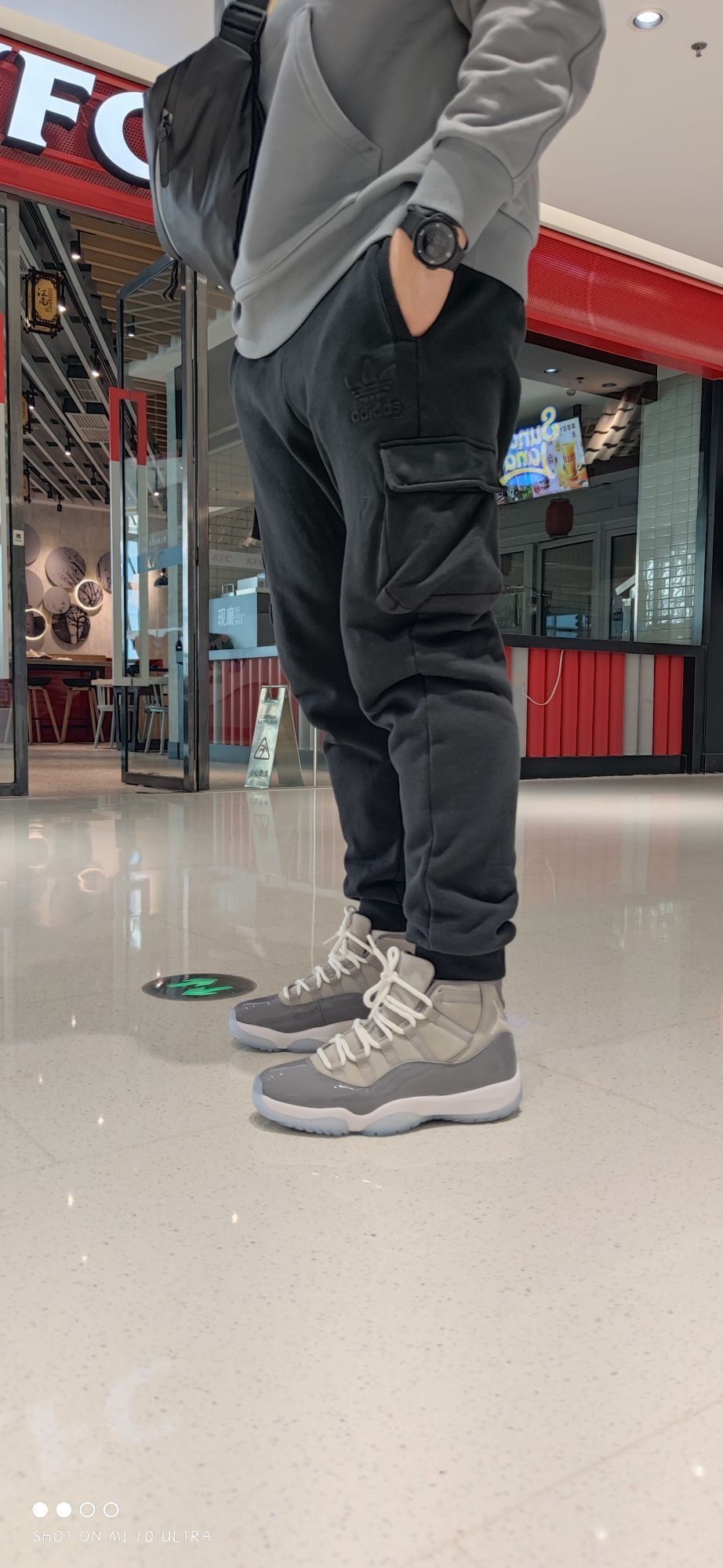 AJ 11 灰白酷灰(2021)