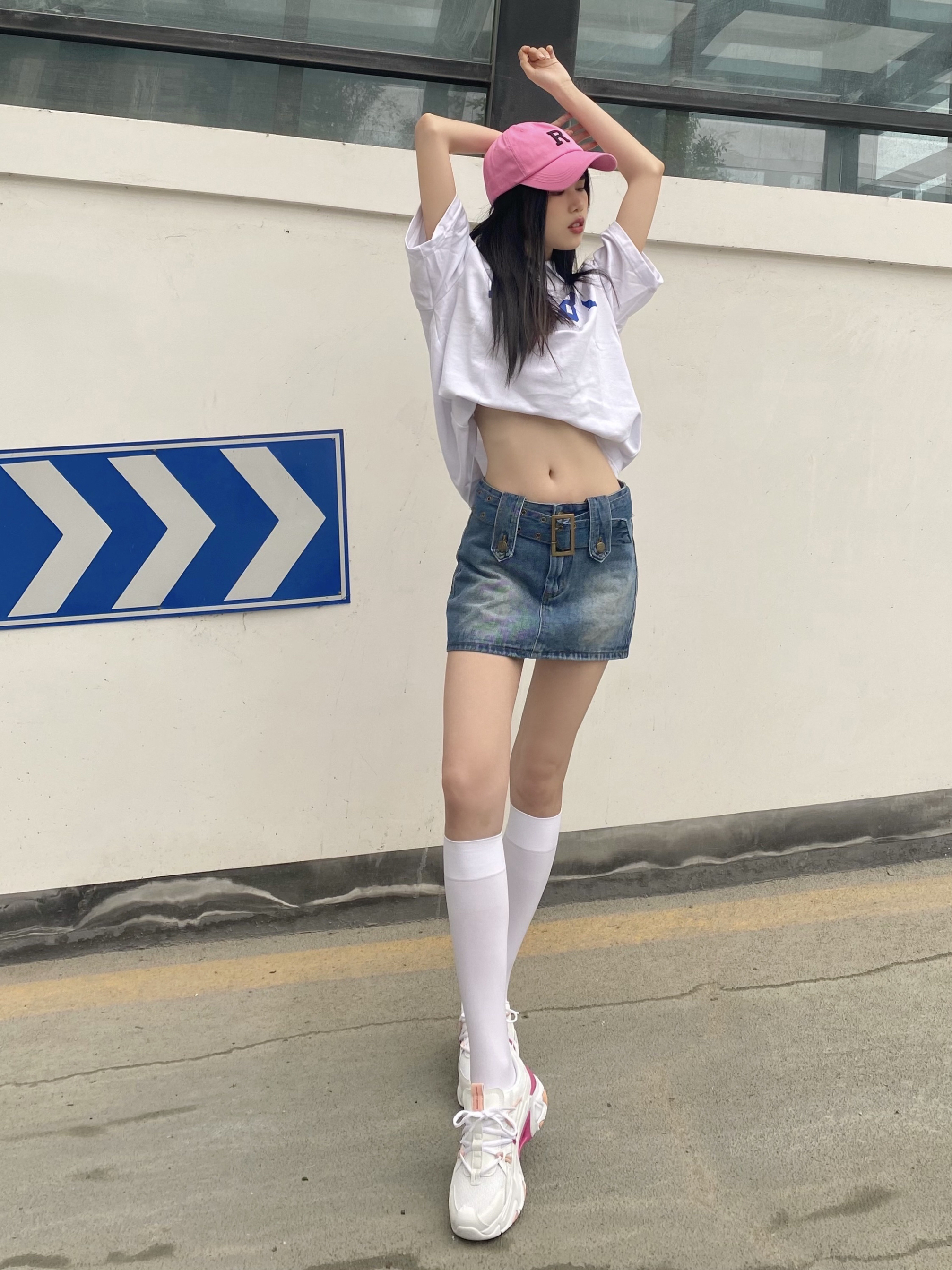 OOTD｜牛仔短裙就是百搭显瘦 简直一生推哇！