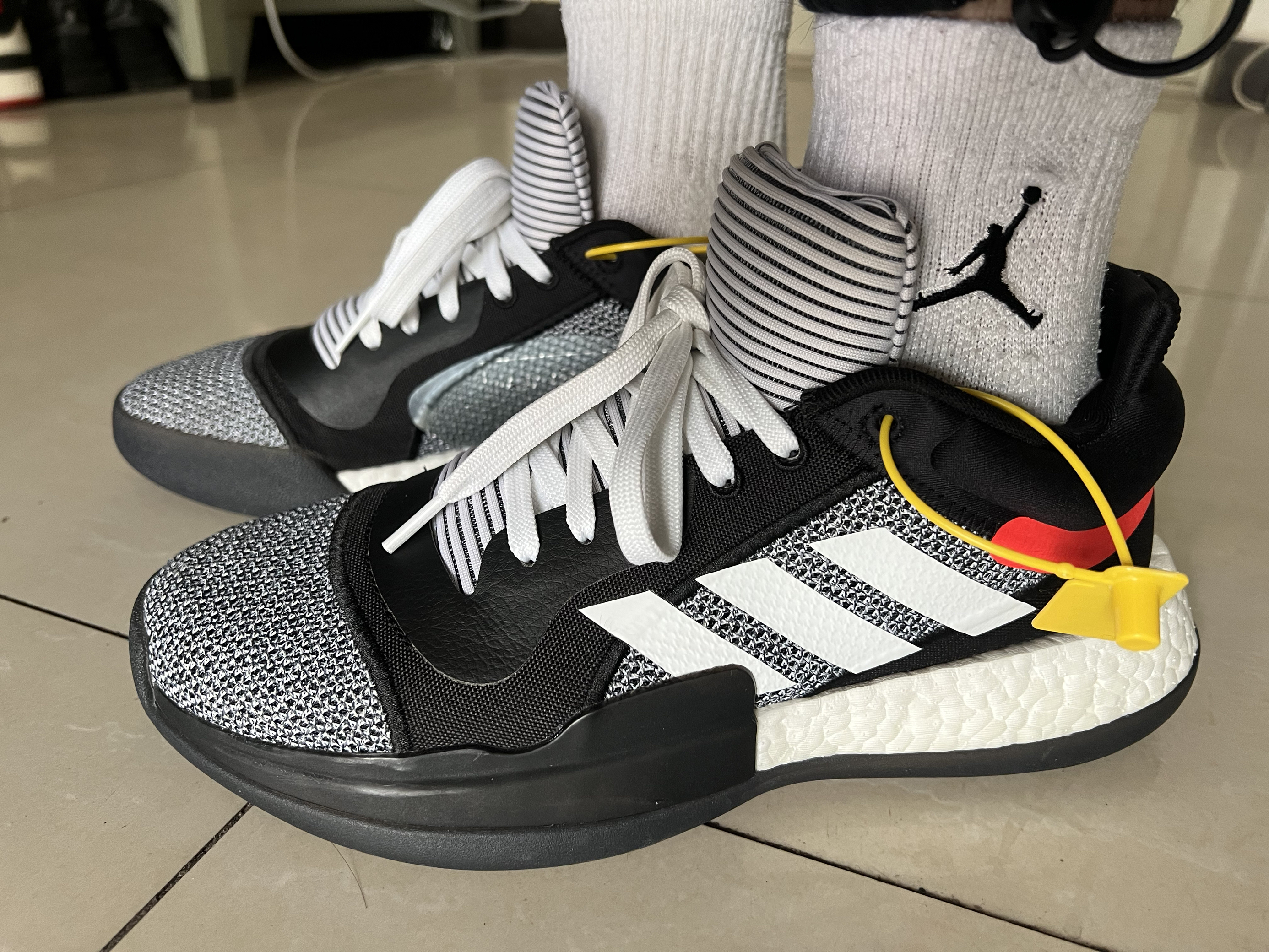 Adidas Marquee Boost 黑白灰 Low
