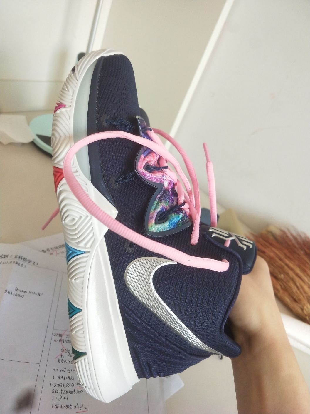 kyrie5