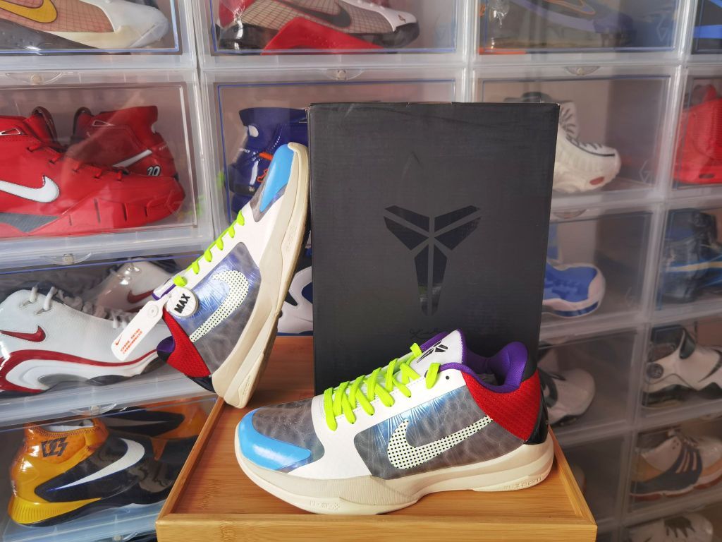 “鞋王”