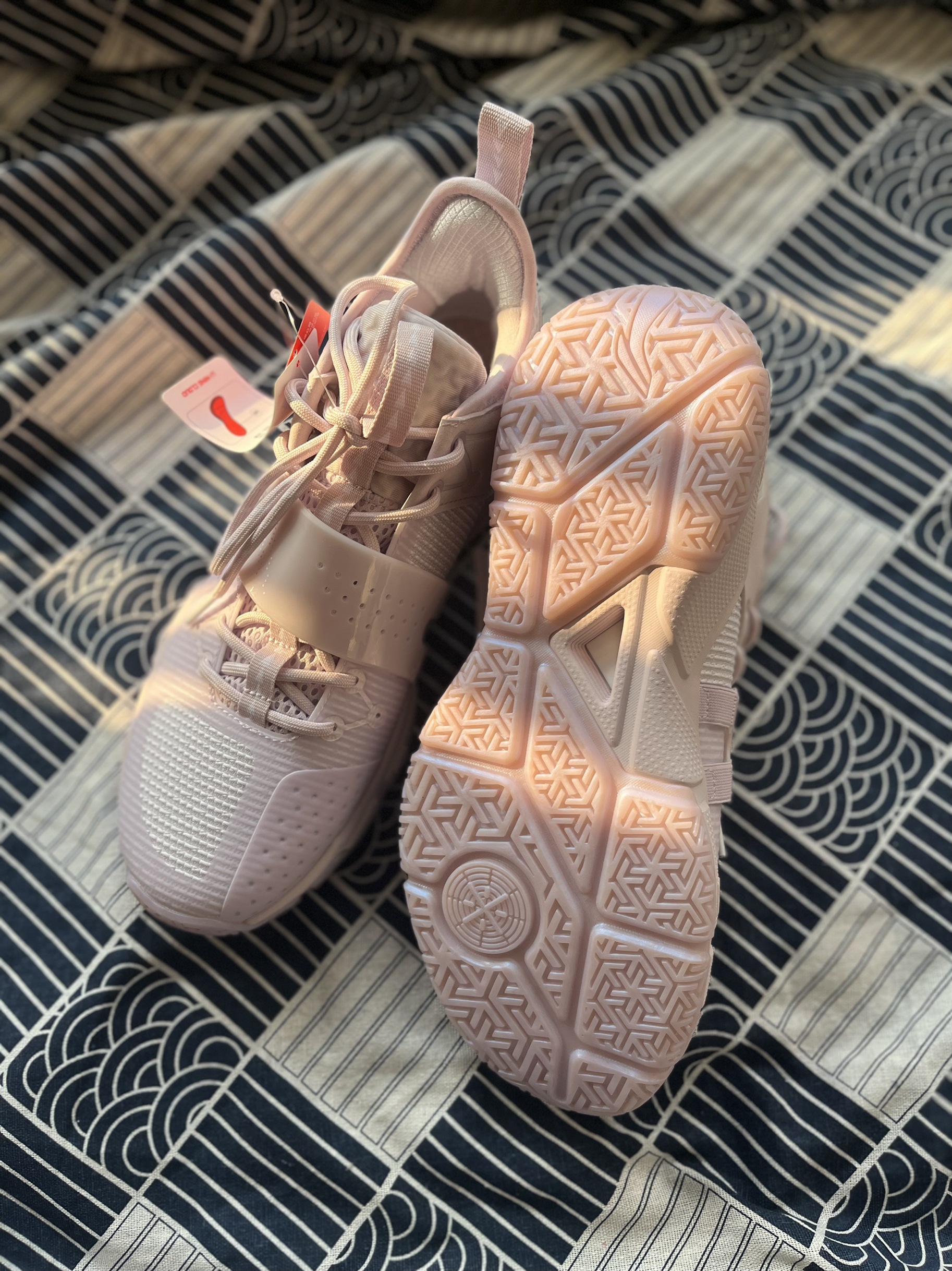 🏃‍♀️粉色篮球鞋怎么样？✨