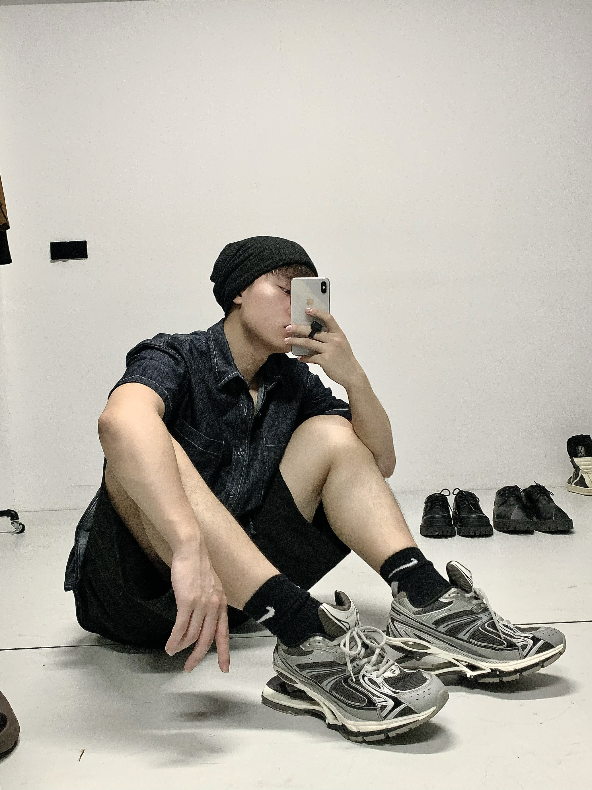踩高跷｜夏天就要球鞋配短裤