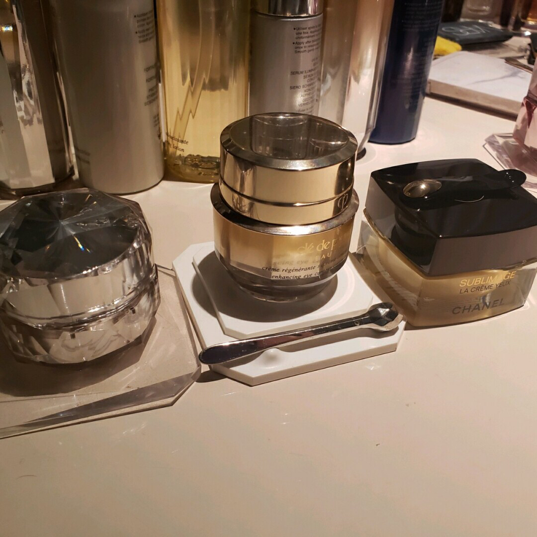 贵妇眼霜测评cpb CHANEL