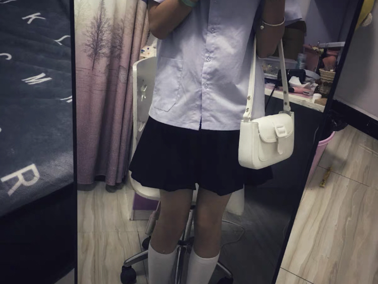 pataya帕塔雅 质感时尚女式斜跨单间包