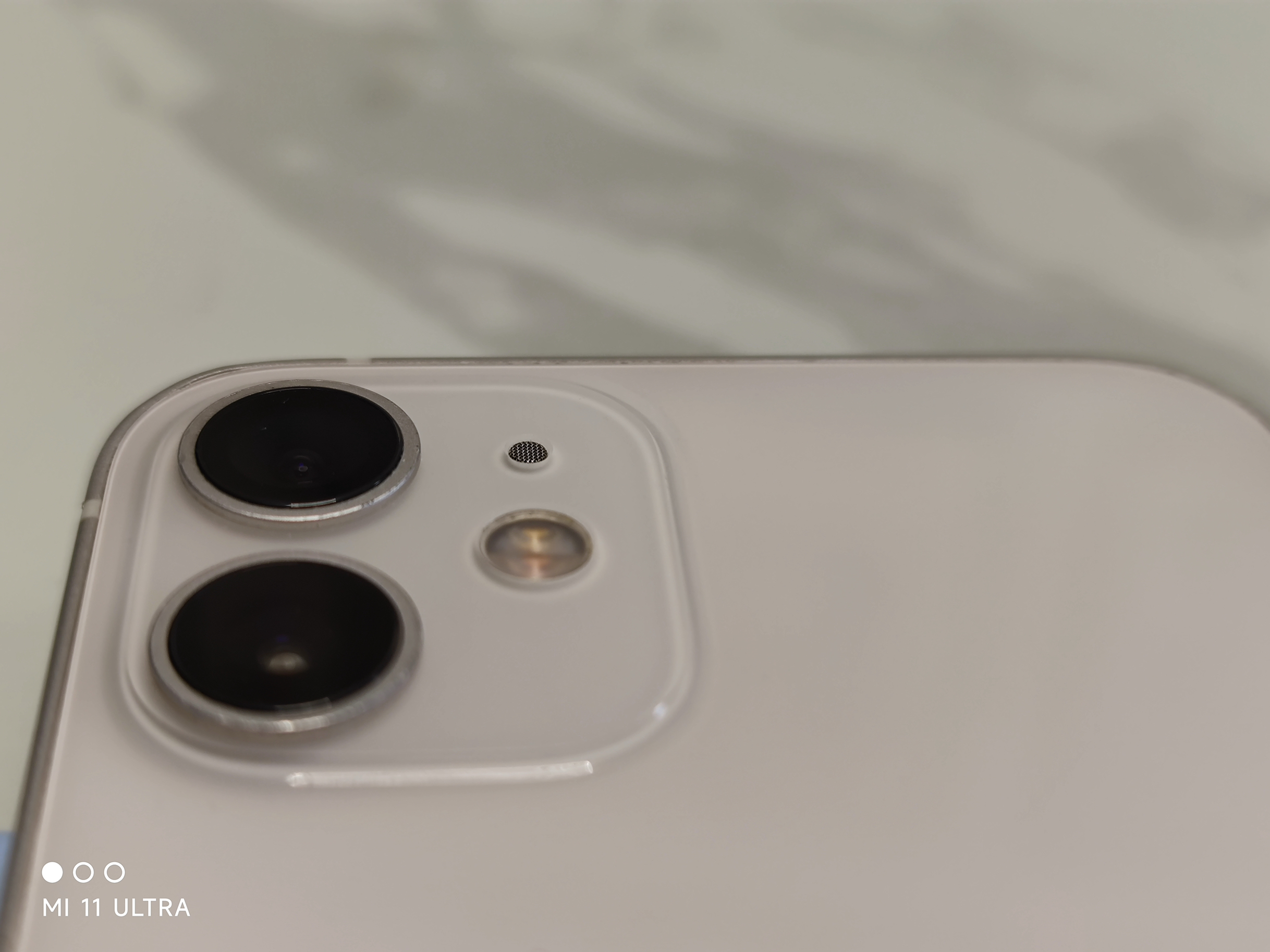 小巧而不浮夸的iPhone