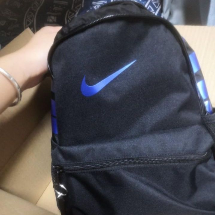 Nike黑篮双肩背包