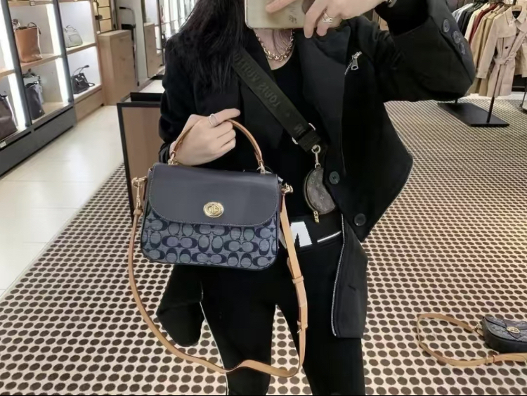 Coach Marlie 24 Chambray 香布蕾邮差包斜挎手提包