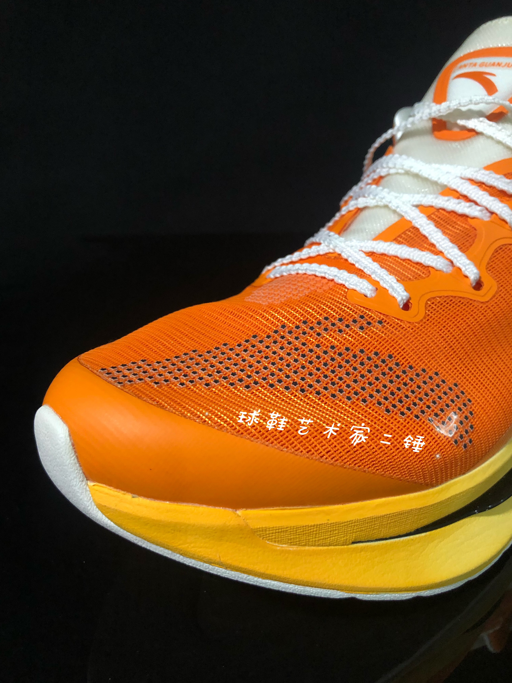 国家队同款跑鞋|中底5种科技加持,你给打几分?
