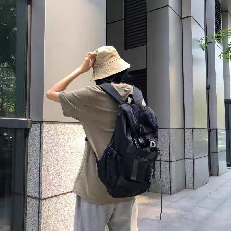 木村耀司 大容量轻便运动户外双肩背包分享