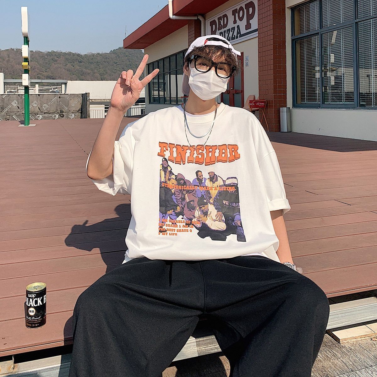 简单干净的夏日男生休闲穿搭