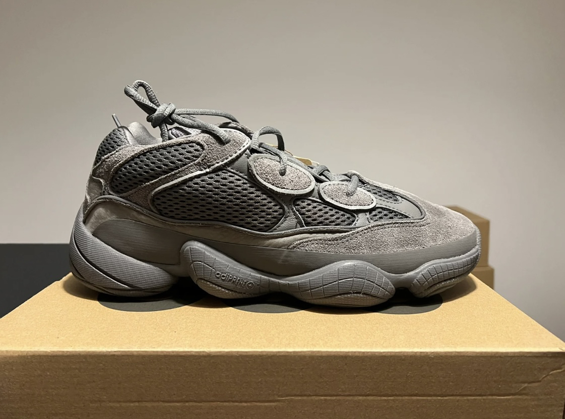 最帅老爹鞋门 YEEZY 500灰色来啦