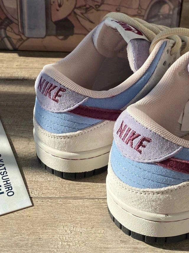 好一个Dunk!灰蓝藏马真的太喜欢了🥣🍆|||爱惨了这个配色!灰蓝色很高级~
很耐看~最服的就是