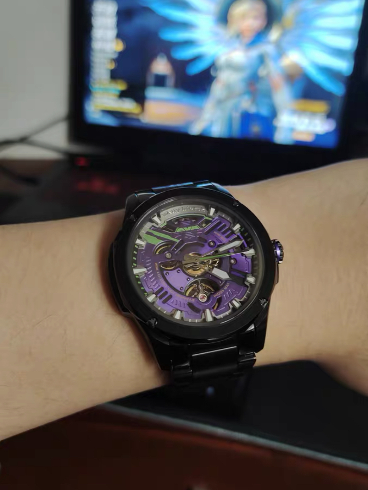 纪念日礼物|EVA联名的机械手表，爱了