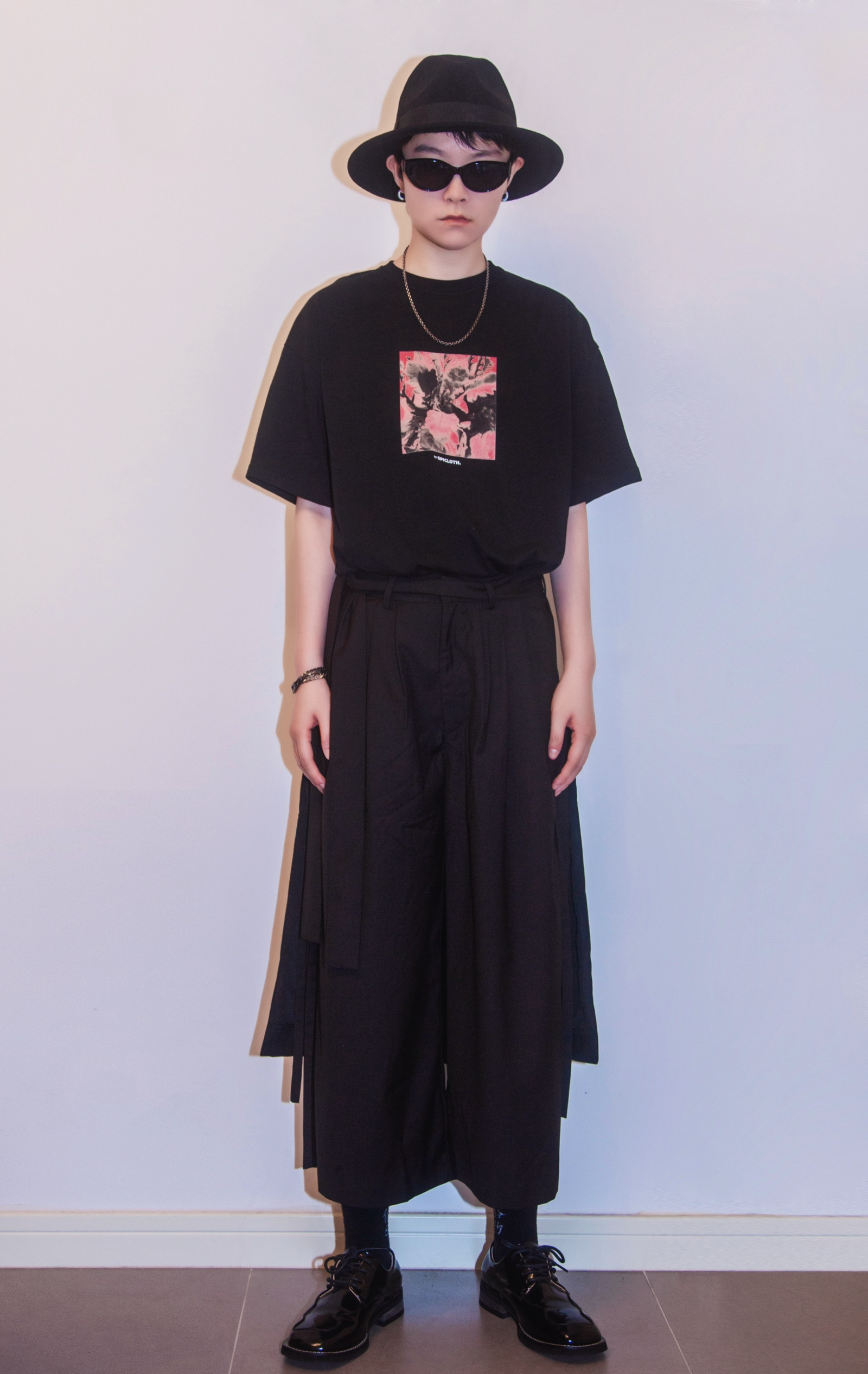 OOTD｜暗黑风无性别穿搭