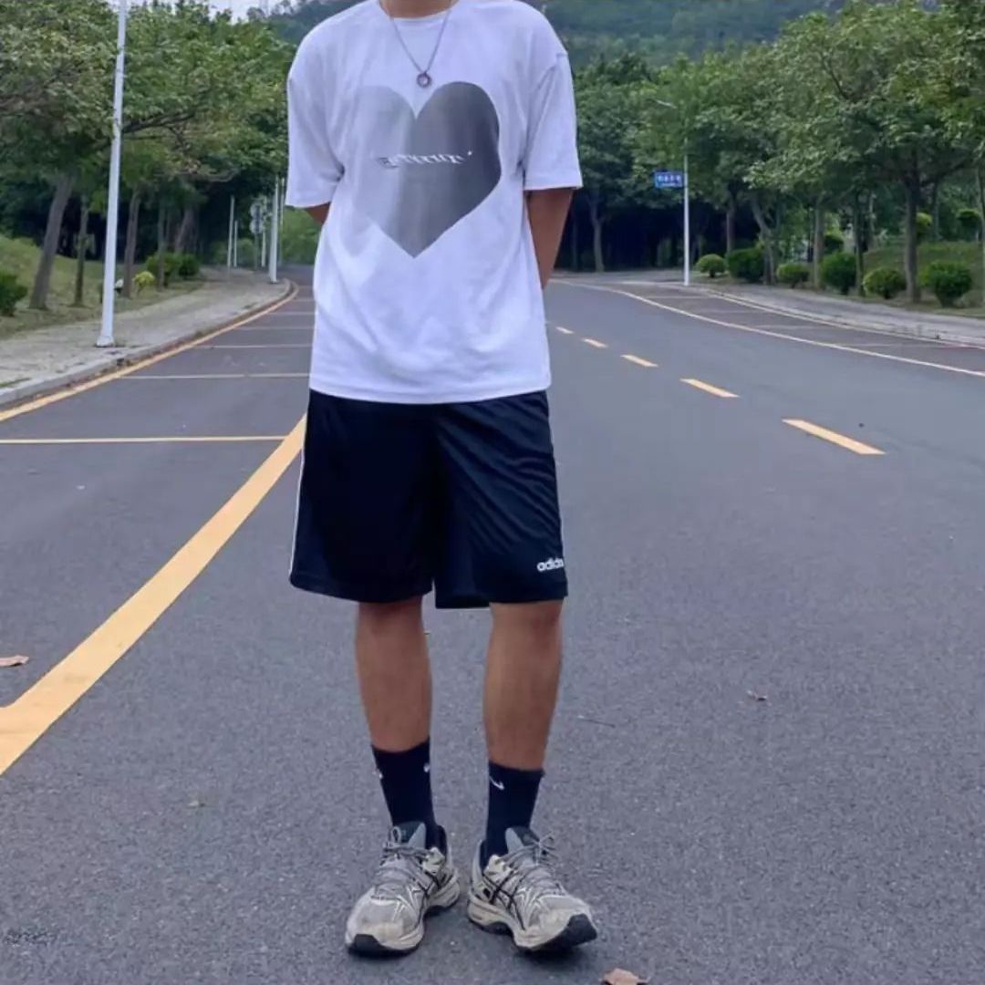 男生穿搭分享/阿迪达斯运动短裤分享