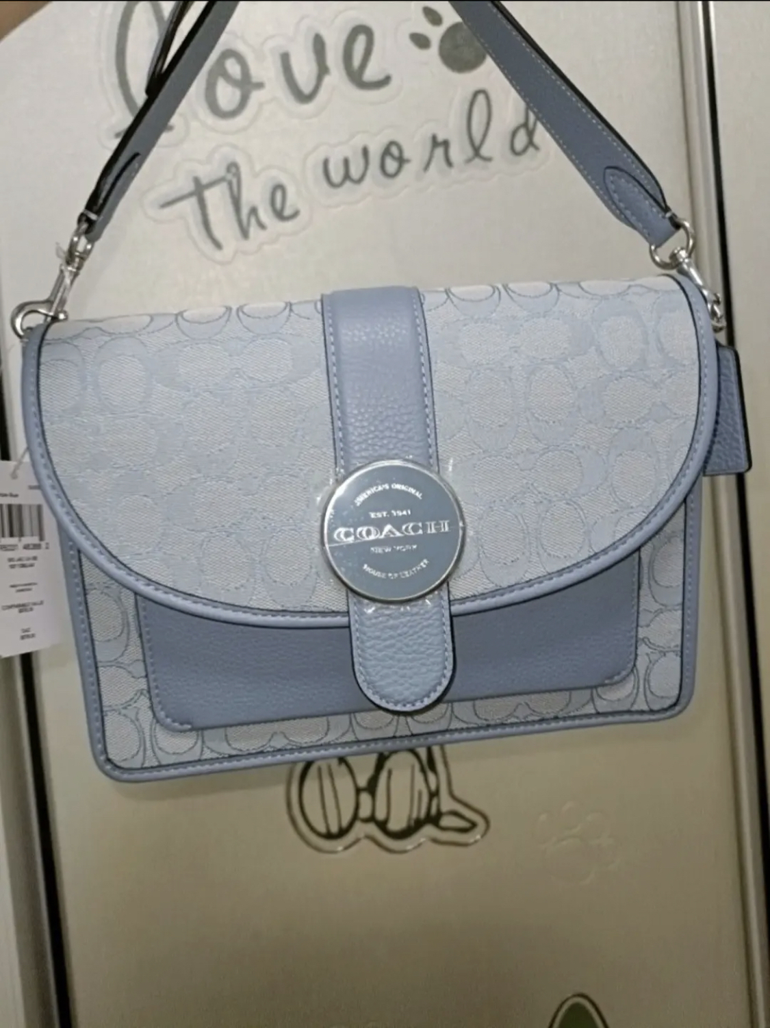 Coach 莫兰迪色斜挎包分享