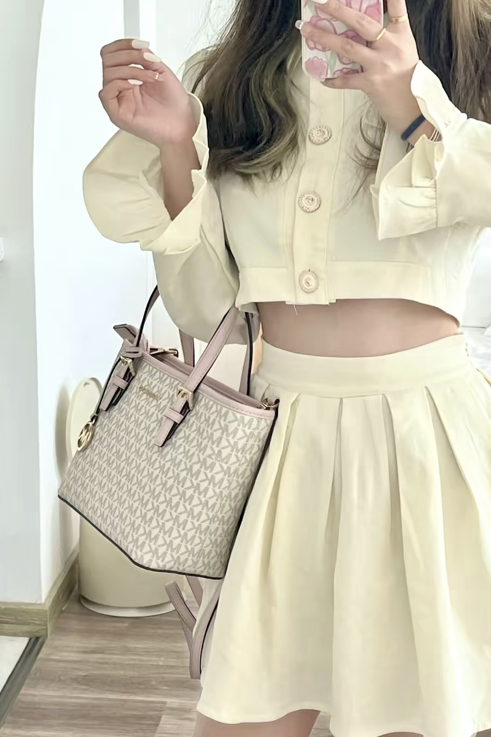 被Michael Kors 超小号老花菜篮子手提托特包种草啦