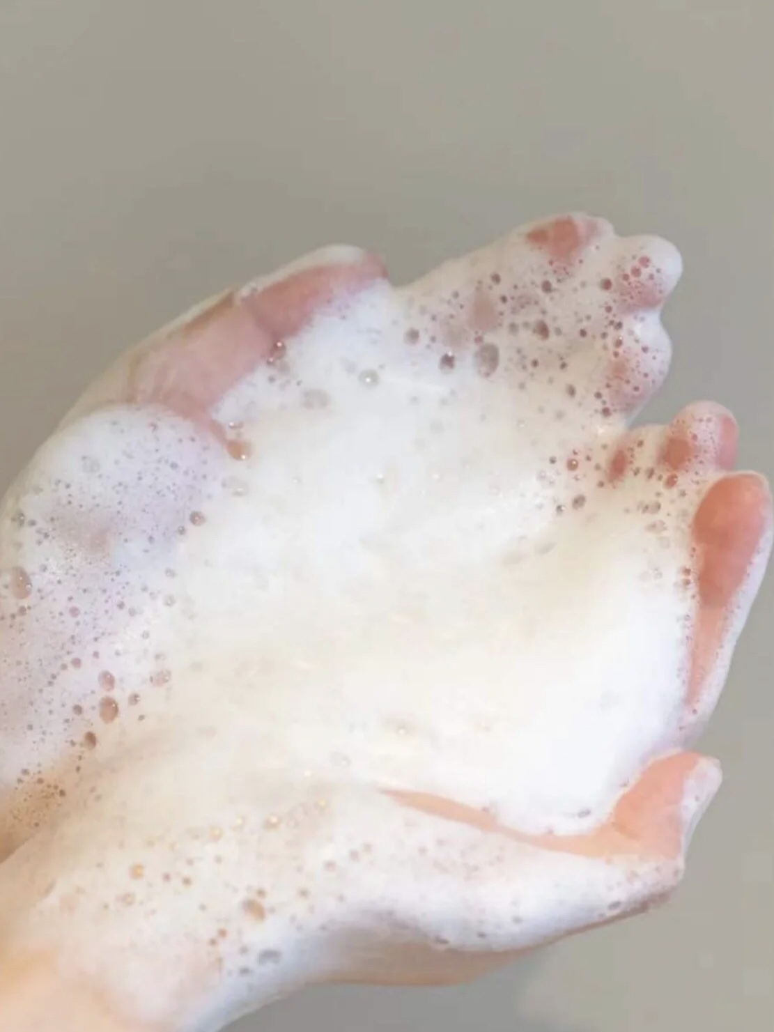 平价战斗机！大学宿舍人手一支的洗面奶！