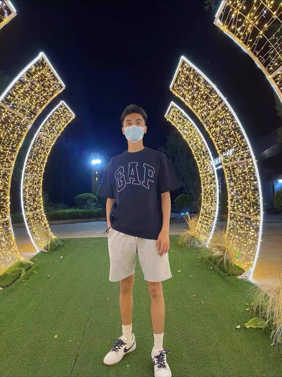 Gap 干净清爽穿搭