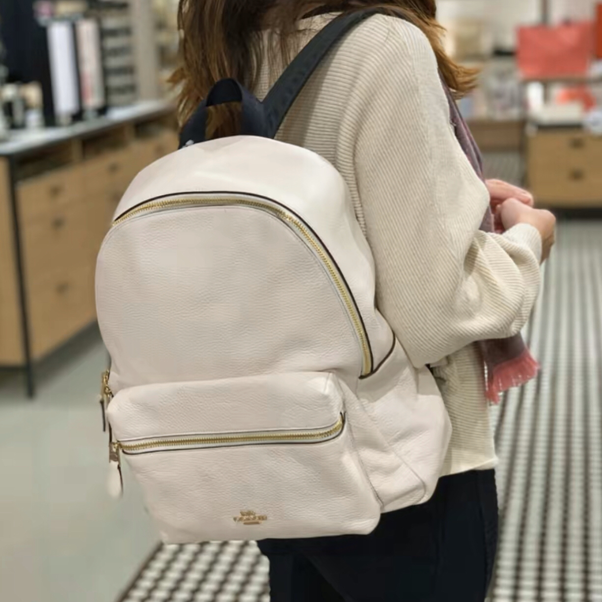 Coach 女士双肩背包 分享