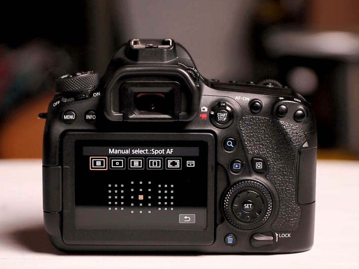 佳能EOS 6D2是我新入手的一台全画幅