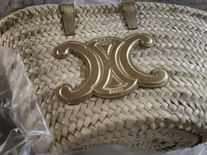CELINE Triomphe 大托特编织牛皮包边菜篮子手提包 分享