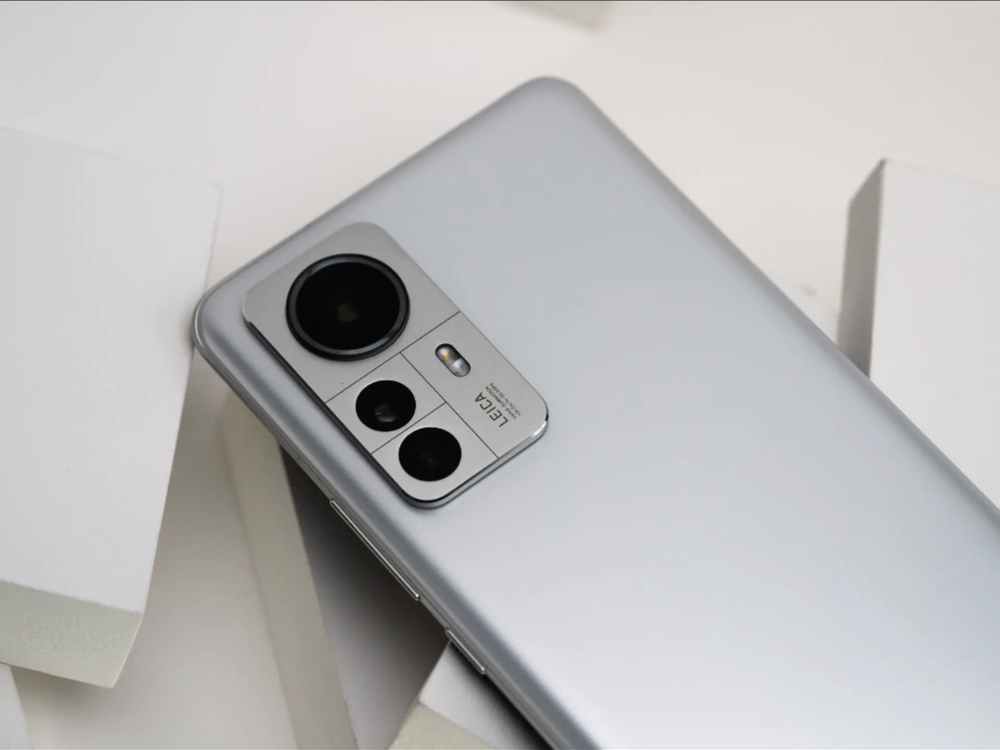 小米12S Pro白真机图赏.