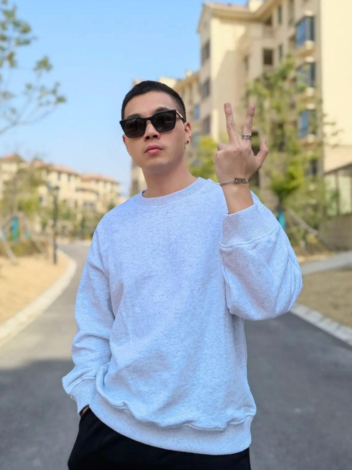 OOTD｜潮酷男生春季黑白灰穿搭推荐～