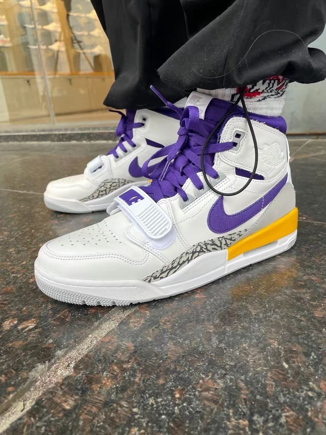 Aj312
