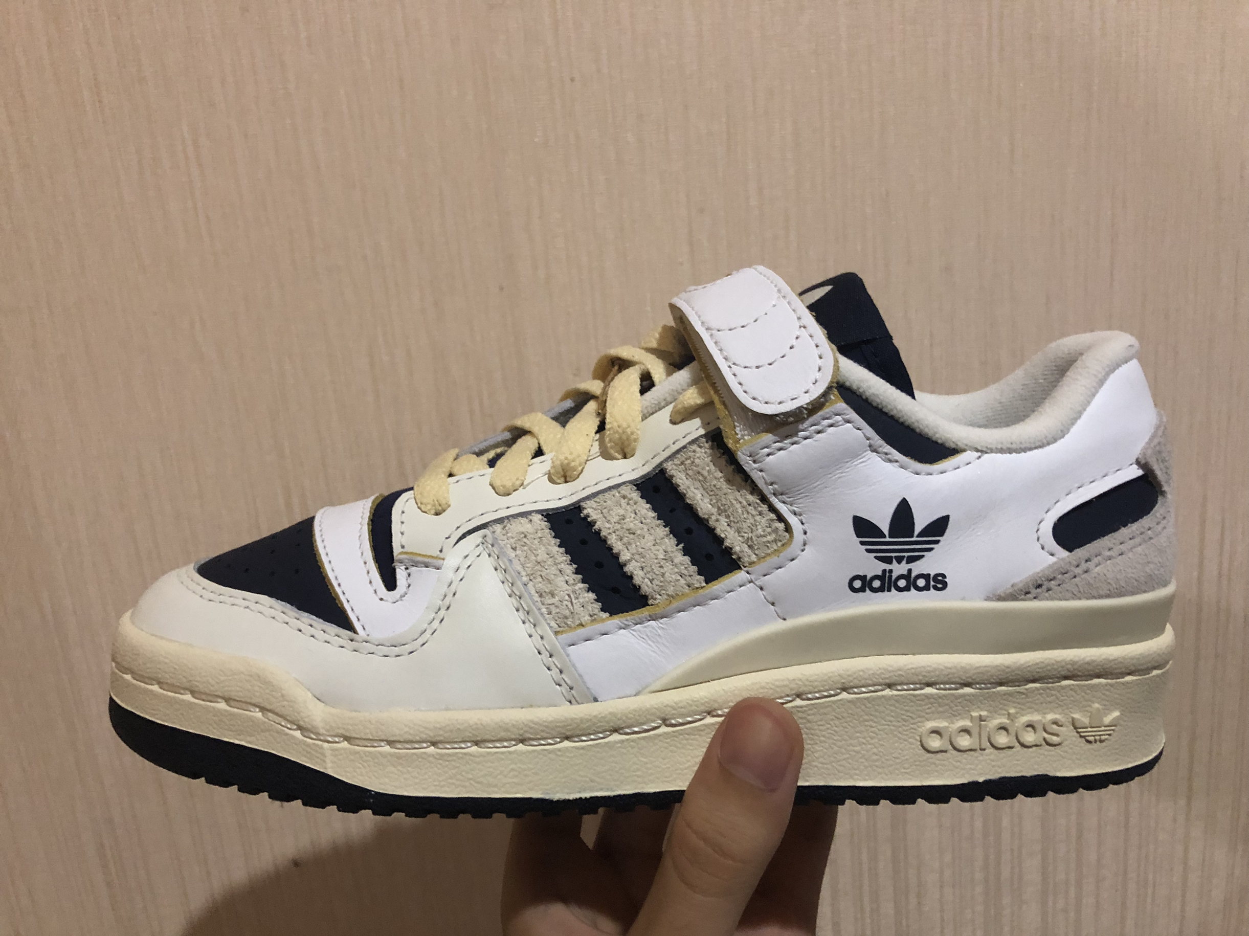 阿迪达斯 adidas forum 求鉴定