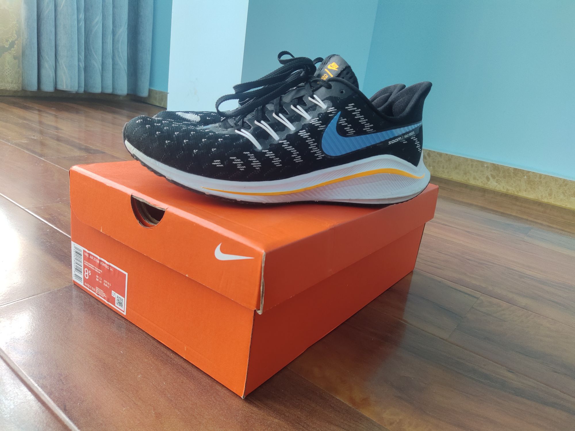 NIKE VOMERO 14