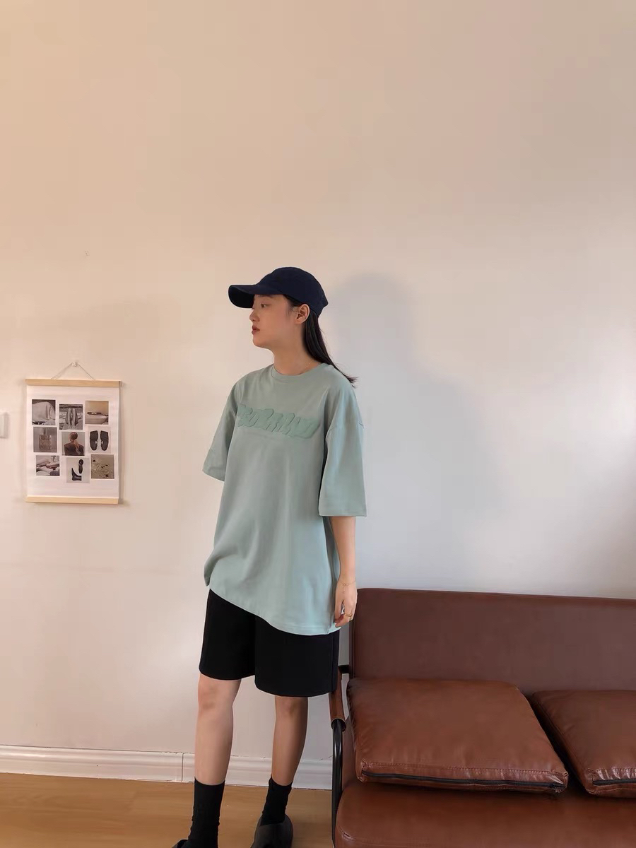 质感超强印花T恤短袖