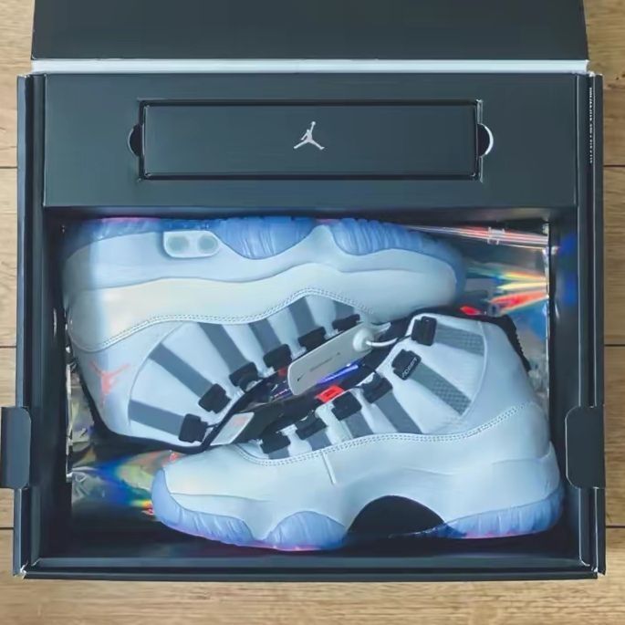 Aj11